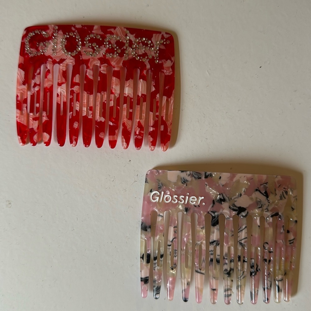 *rare* Glossier Red and Pink Marble Comb set